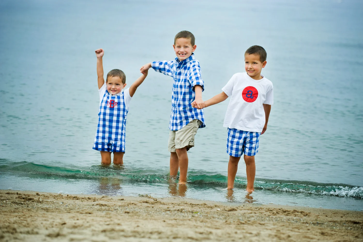 Nicole is a Chicago-based child photographer, family, baby photographer, commercial photographer, specializing in children's photography in Chicago, the Chicago North Shore suburban area and San Diego.