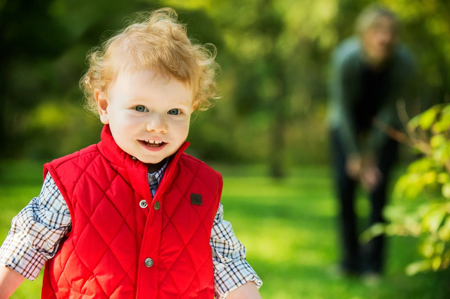 Nicole is a Chicago-based child photographer, family, baby photographer, commercial photographer, specializing in children's photography in Chicago, the Chicago North Shore suburban area and San Diego.