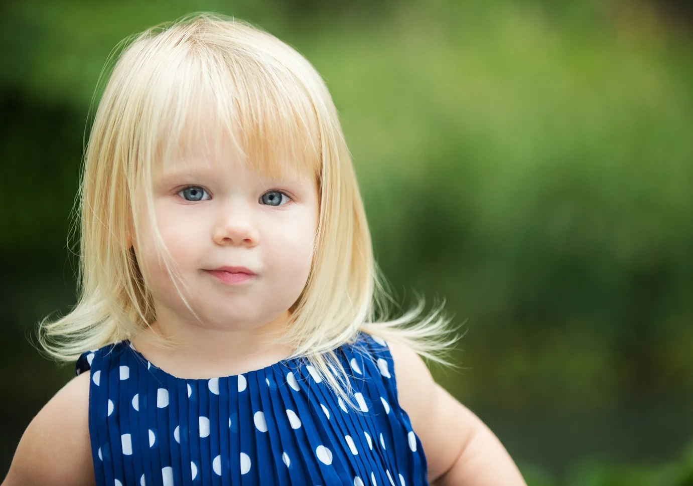 Nicole is a Chicago-based child photographer, family, baby photographer, commercial photographer, specializing in children's photography in Chicago, the Chicago North Shore suburban area and San Diego.