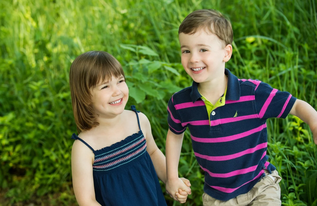 Nicole is a Chicago-based child photographer, family, baby photographer, commercial photographer, specializing in children's photography in Chicago, the Chicago North Shore suburban area and San Diego.