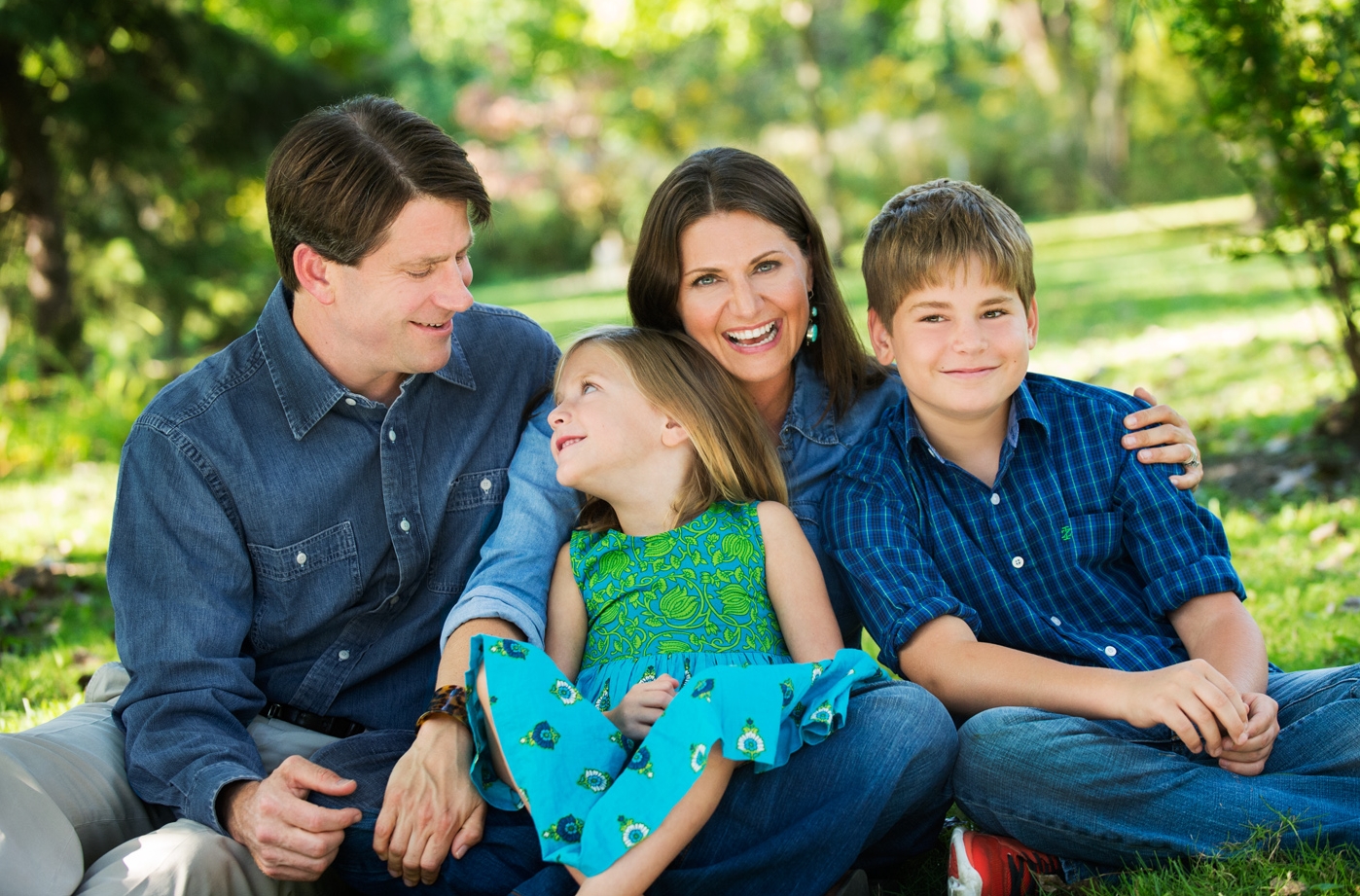 Nicole is a Chicago-based child photographer, family, baby photographer, commercial photographer, specializing in children's photography in Chicago, the Chicago North Shore suburban area and San Diego.