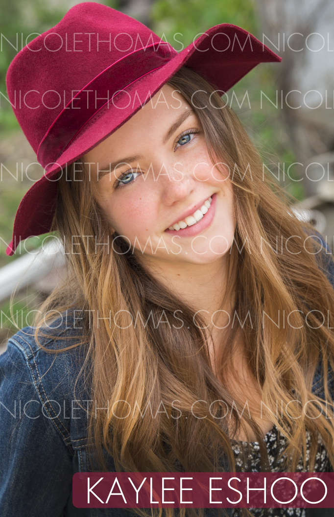 nicolethomasphoto_eshoocompfront.png