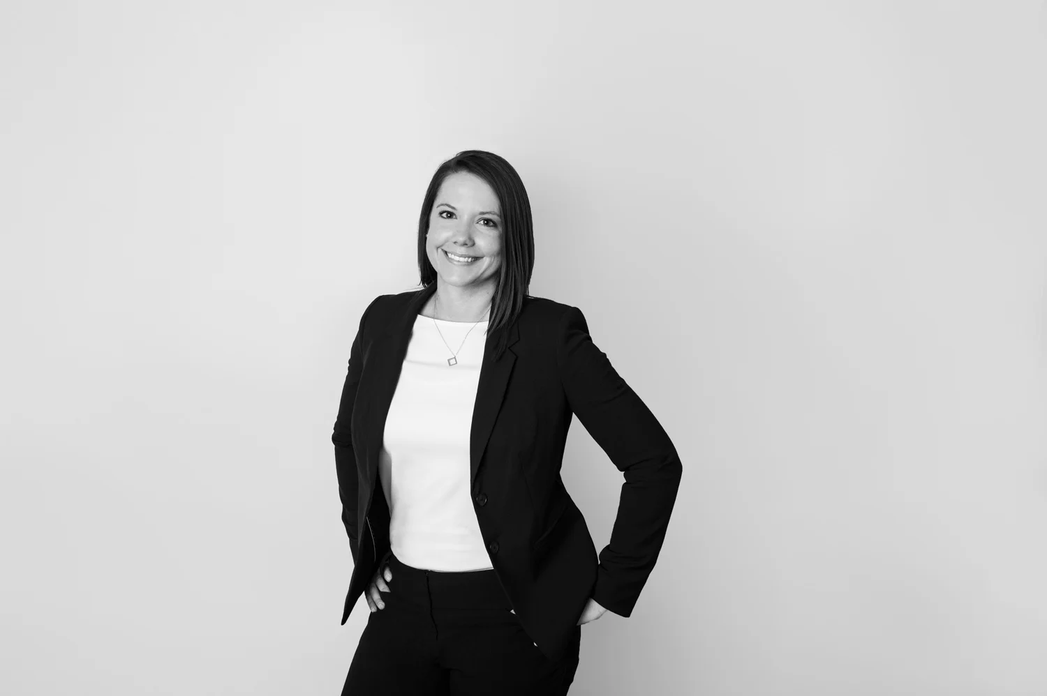 Nicole is a Chicago-based child photographer, family, baby photographer, commercial photographer, specializing in children's photography in Chicago, the Chicago North Shore suburban area and San Diego.