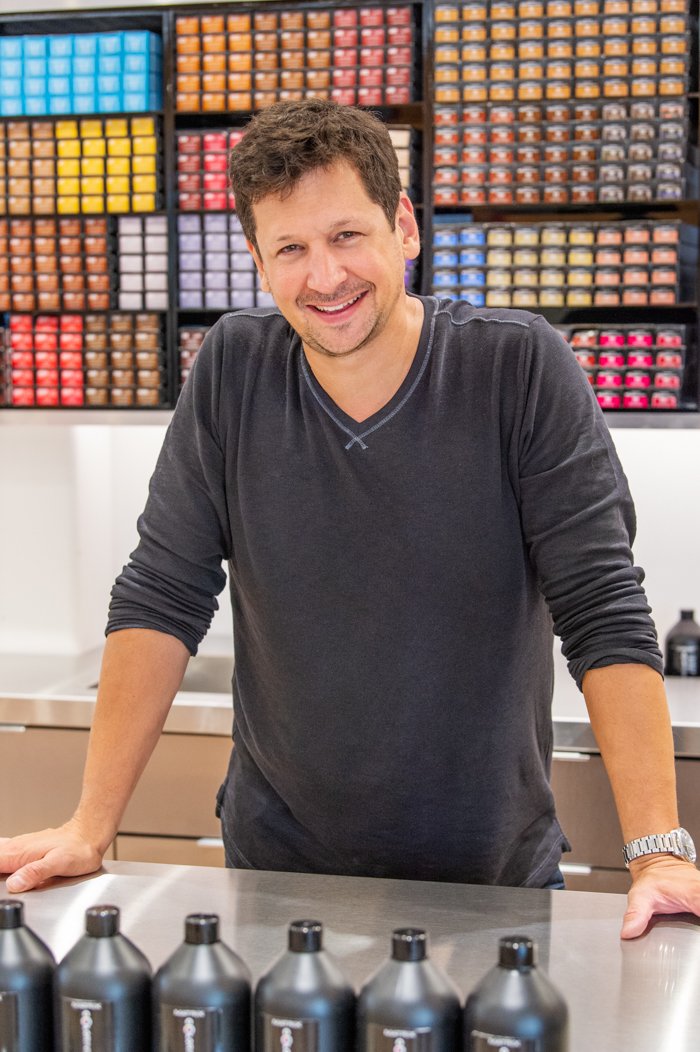AndreasHogueSalon_0819_8335.jpg