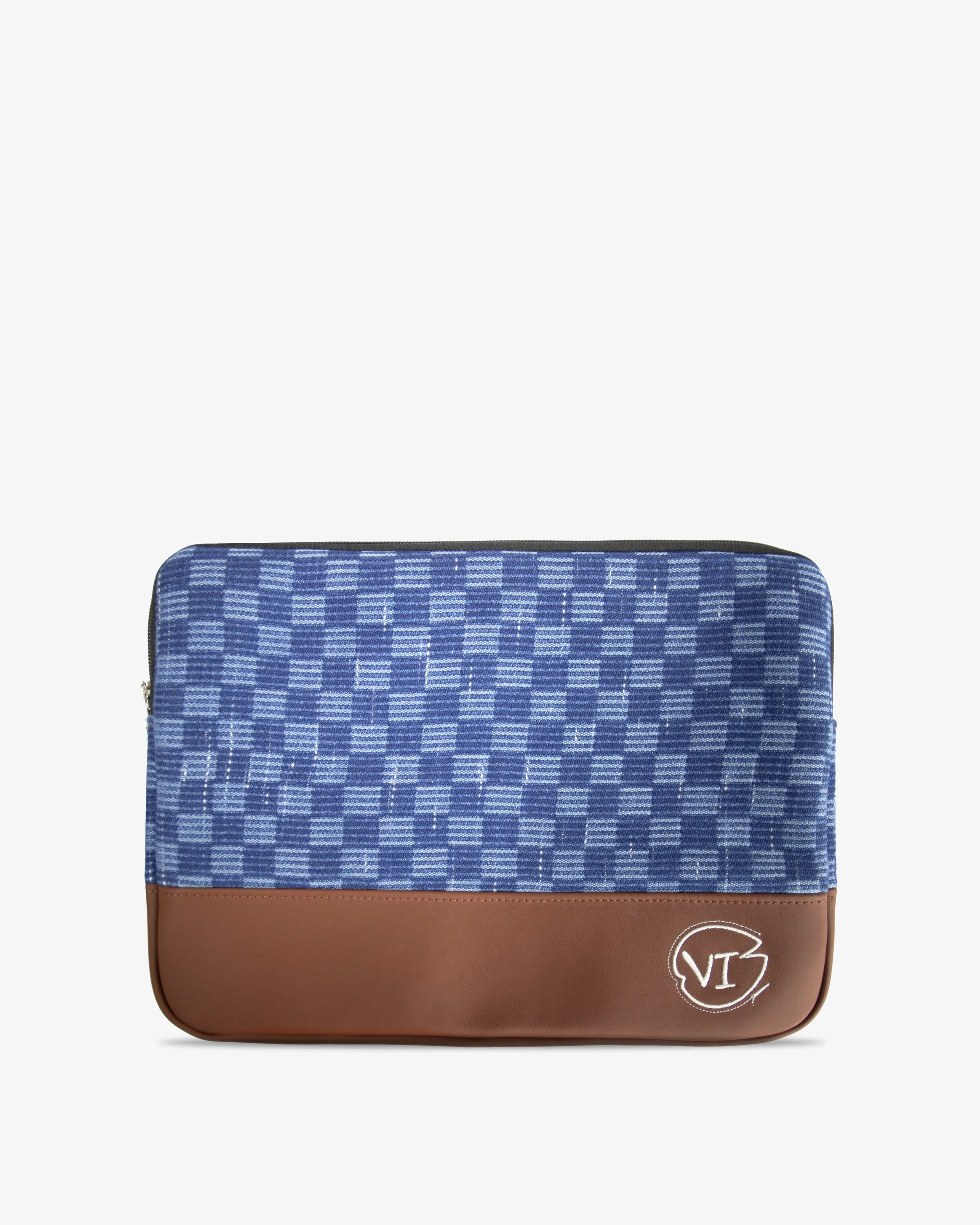 VI Laptop Pouch Ratchawat in brown cow hide leather