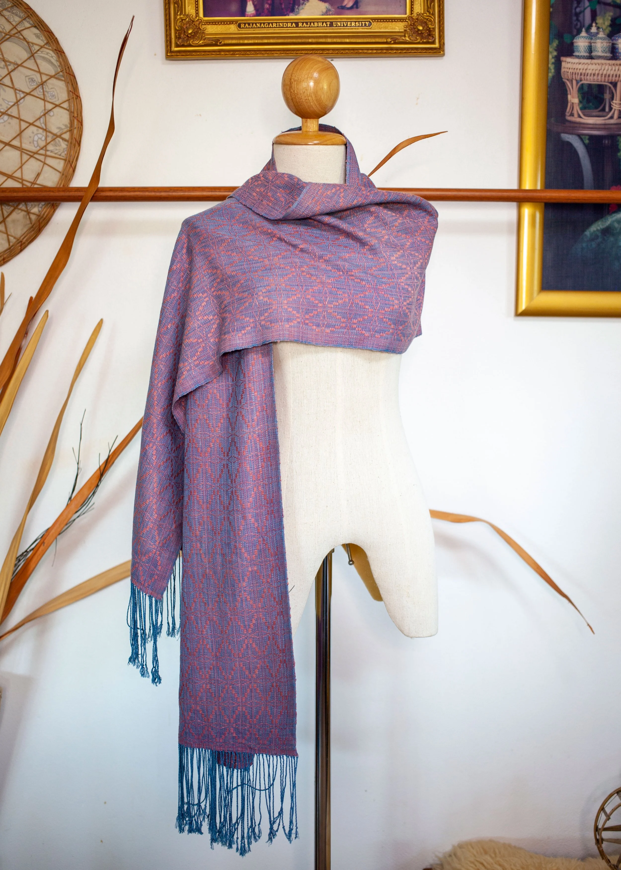 VI Scarf Lomdao in Indigo and Sappan Wood