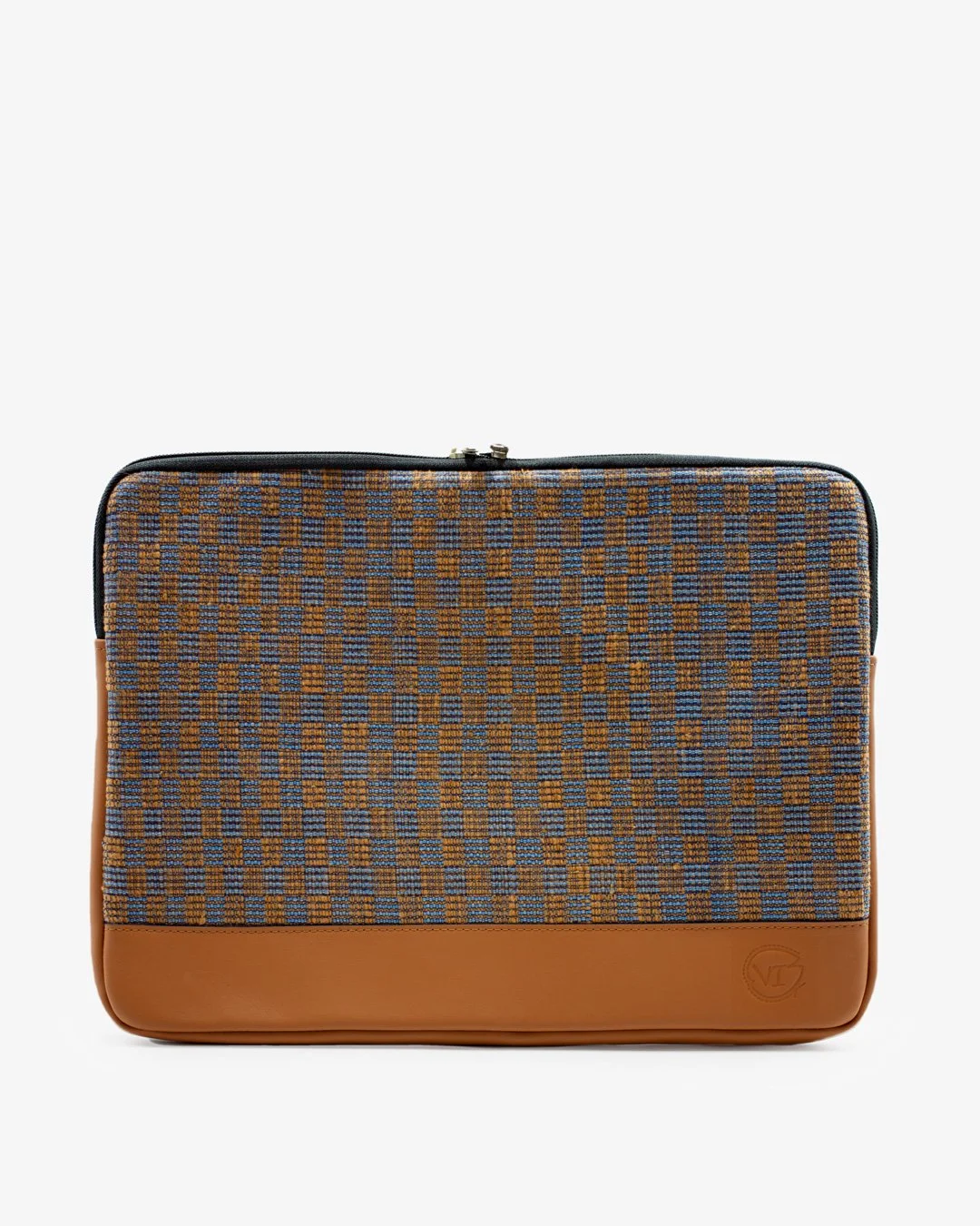 VI Laptop Pouch Ratchawat in brown cow hide leather