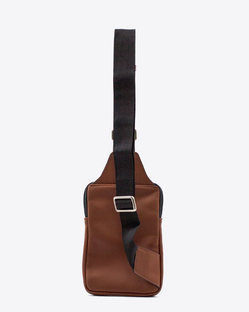 VI_sling_bag_2.jpg