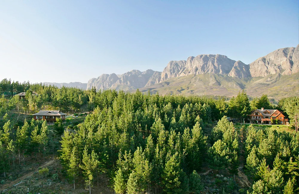 On the right is the Main Lodge. To the left are the self-catering lodges.