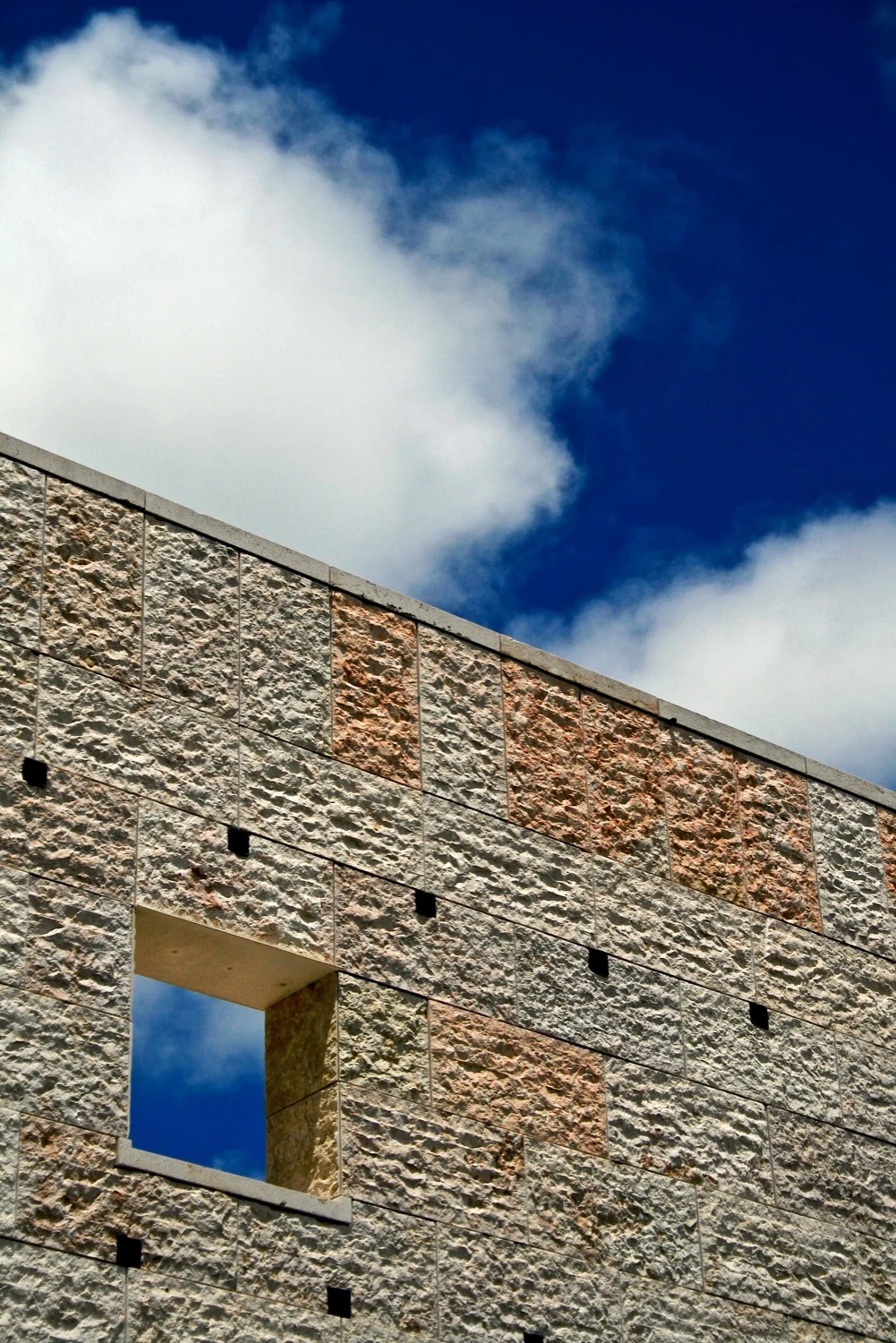 Diagonal wall.jpg