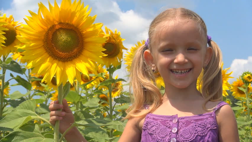 girl in sunflower 2.jpg