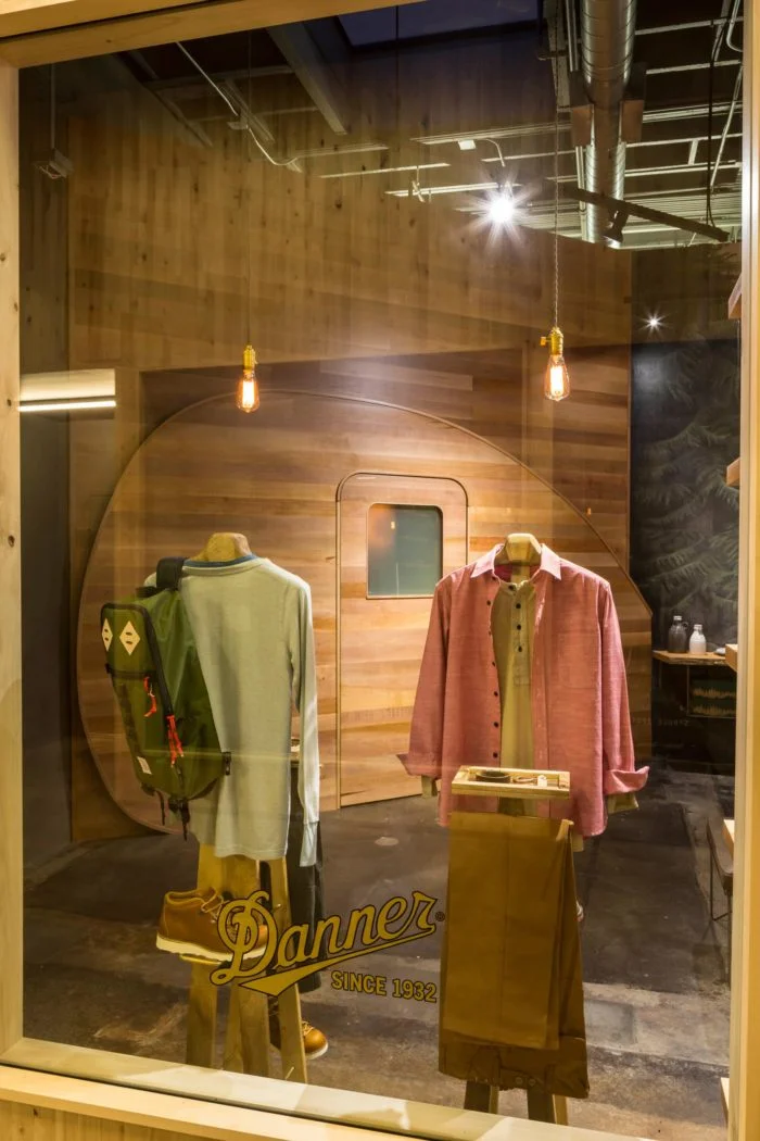 danner-retail-store-06-700x1050.jpg