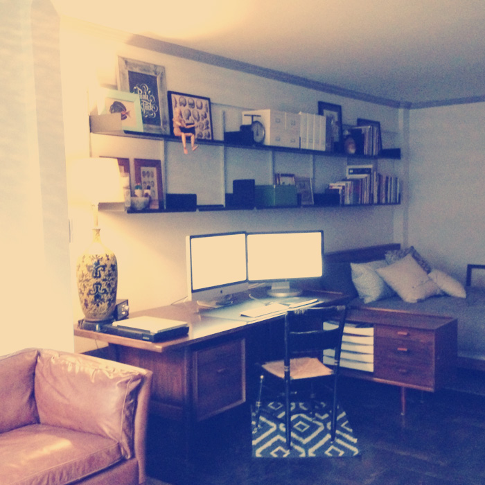 Desk.jpg