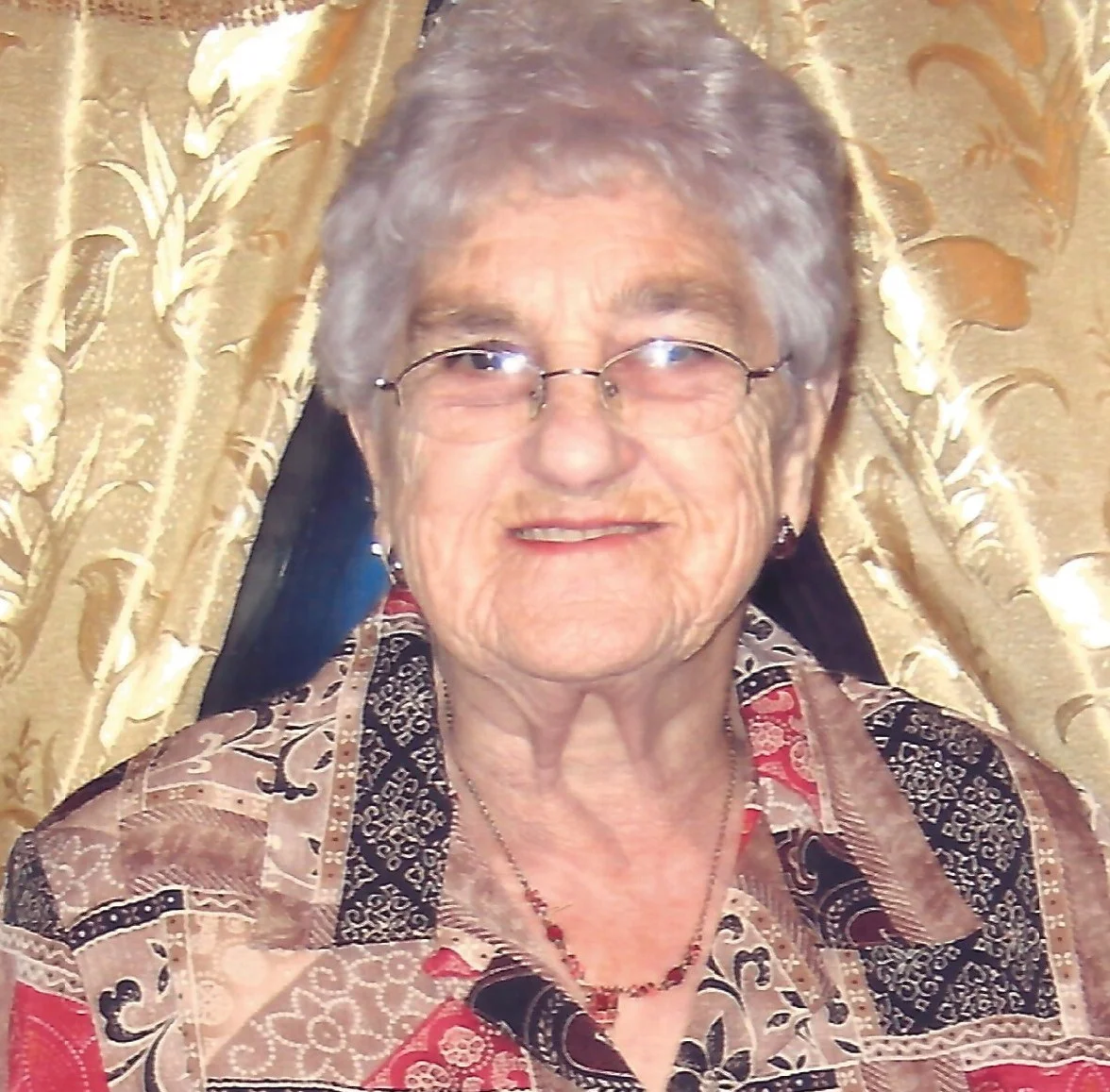 Crop Naomi Strangemore.jpg