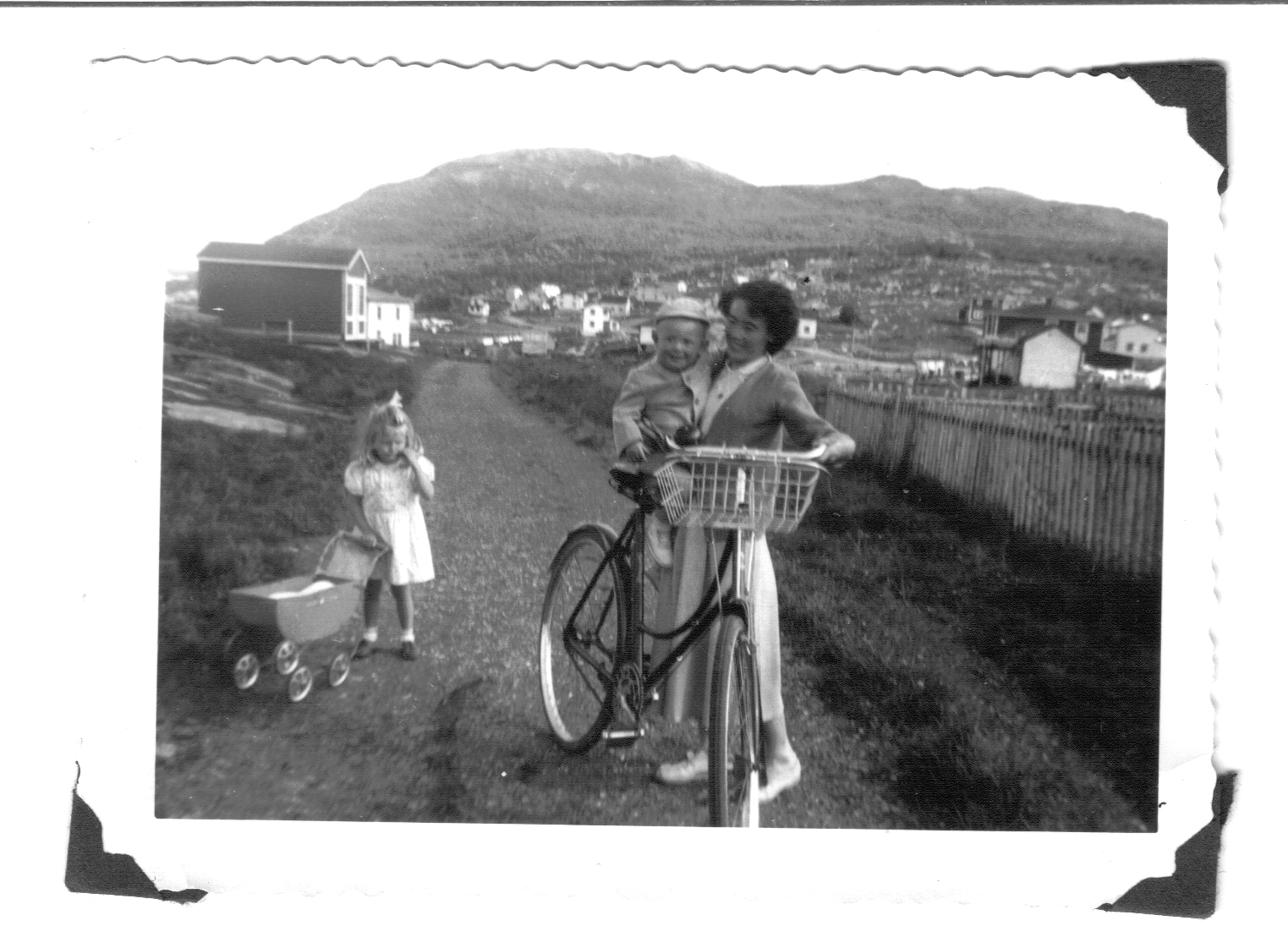 Newfoundland - Zilda Sulley, Linda Sulley, Dennis Lawrence in St. Anthony.jpg