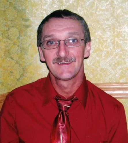 Dennis Gould2.jpg