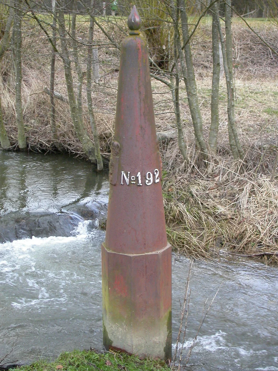 LB 192.JPG