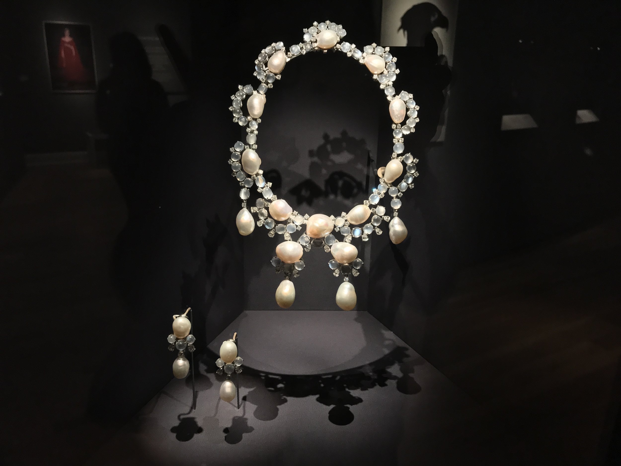 Burmese pearls, diamonds and moonstones