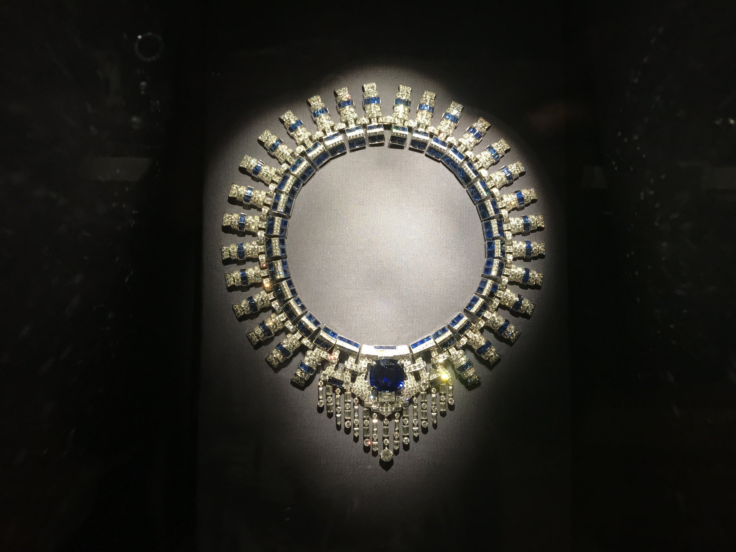 The 40-carat sapphire and its cascading diamonds can be worn separately as a brooch