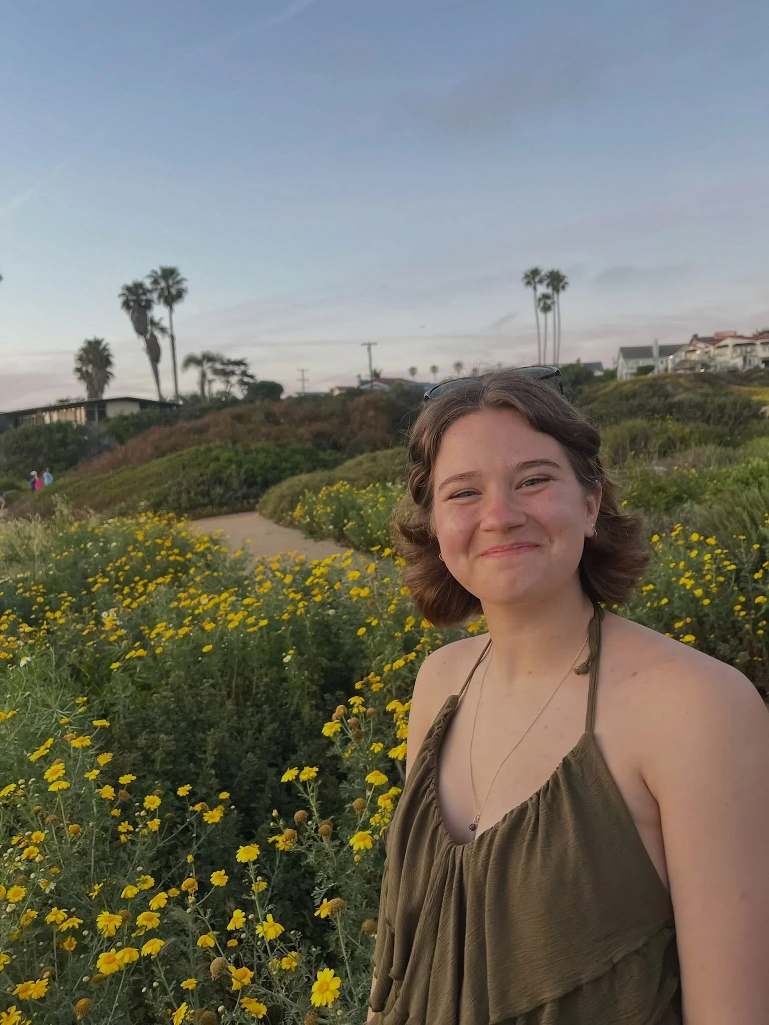 Hi! My name is Zoe Anderson, and I am an intern for Dance Friends. I am a Junior at Colby College majoring in Psychology with a minor in Dance. I grew up as a competitive rhythmic gymnast, and at Colby, I am involved in the department&rsquo;s dance p