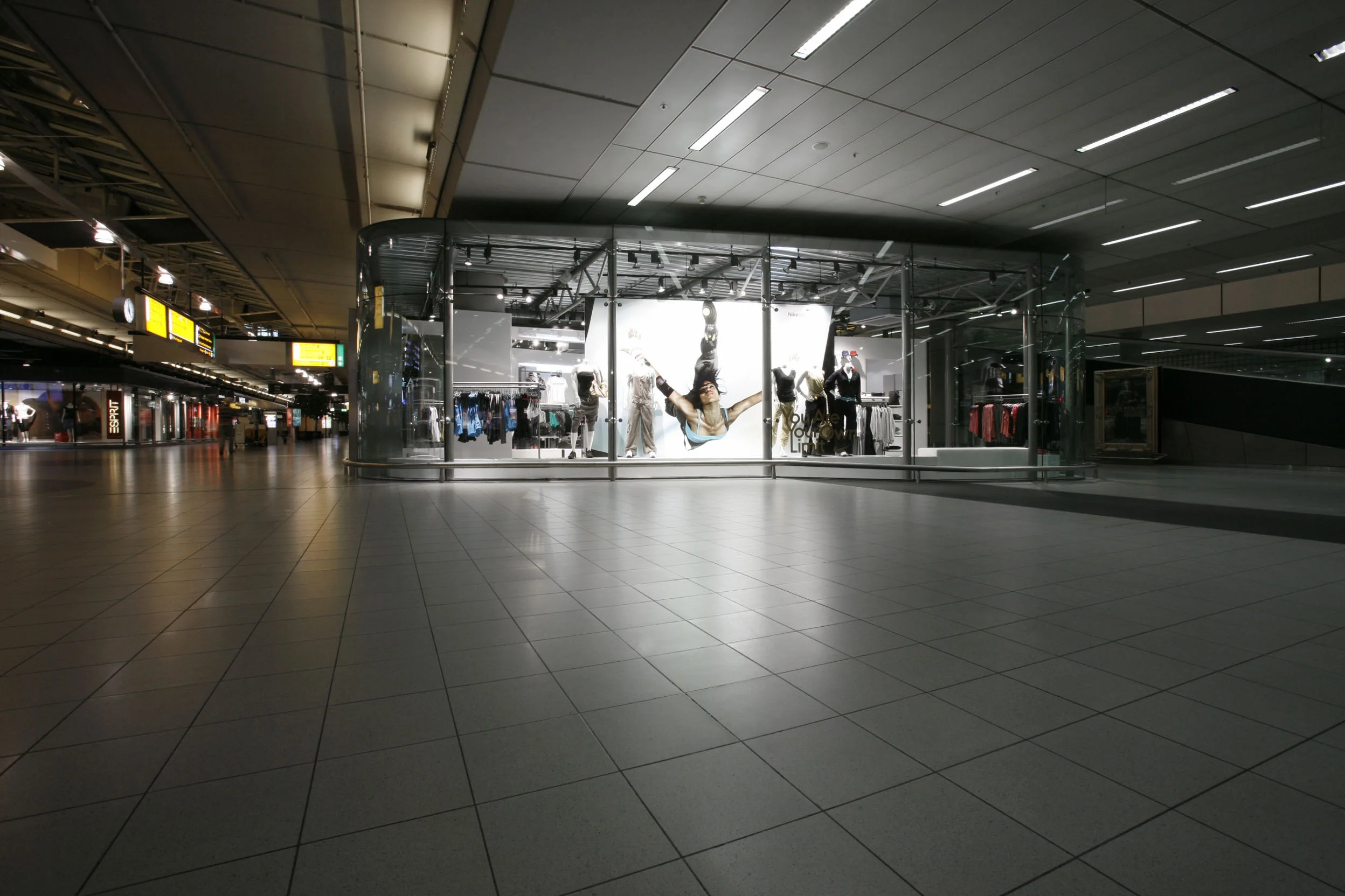 nikeperformance-01.jpg