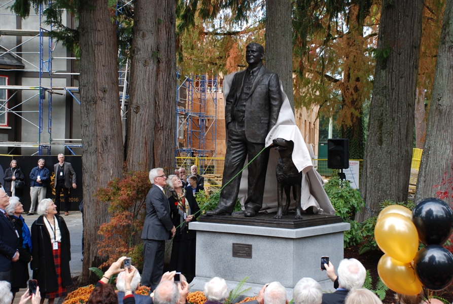  Unveiling of C.W. Lonsdale 