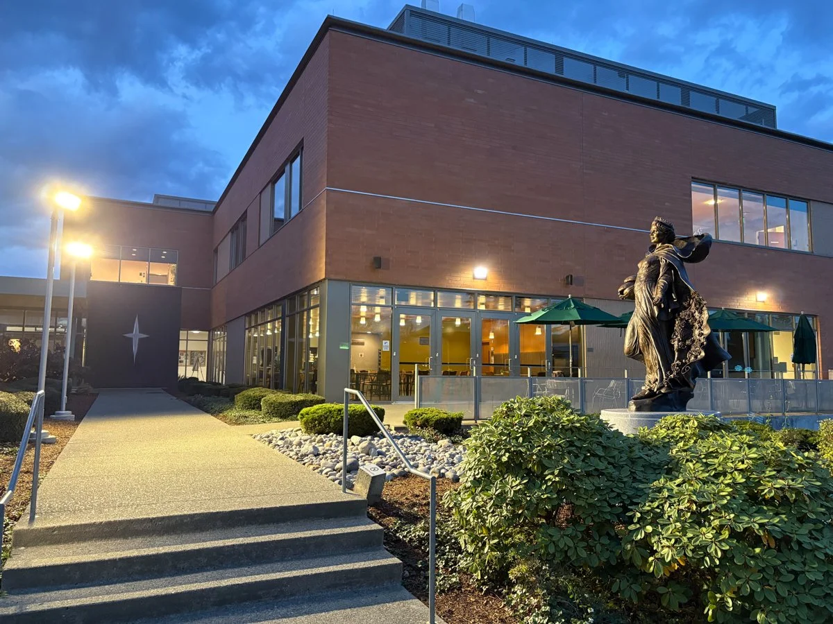 StElizabeth-MardieRees-MedRes-14.jpg