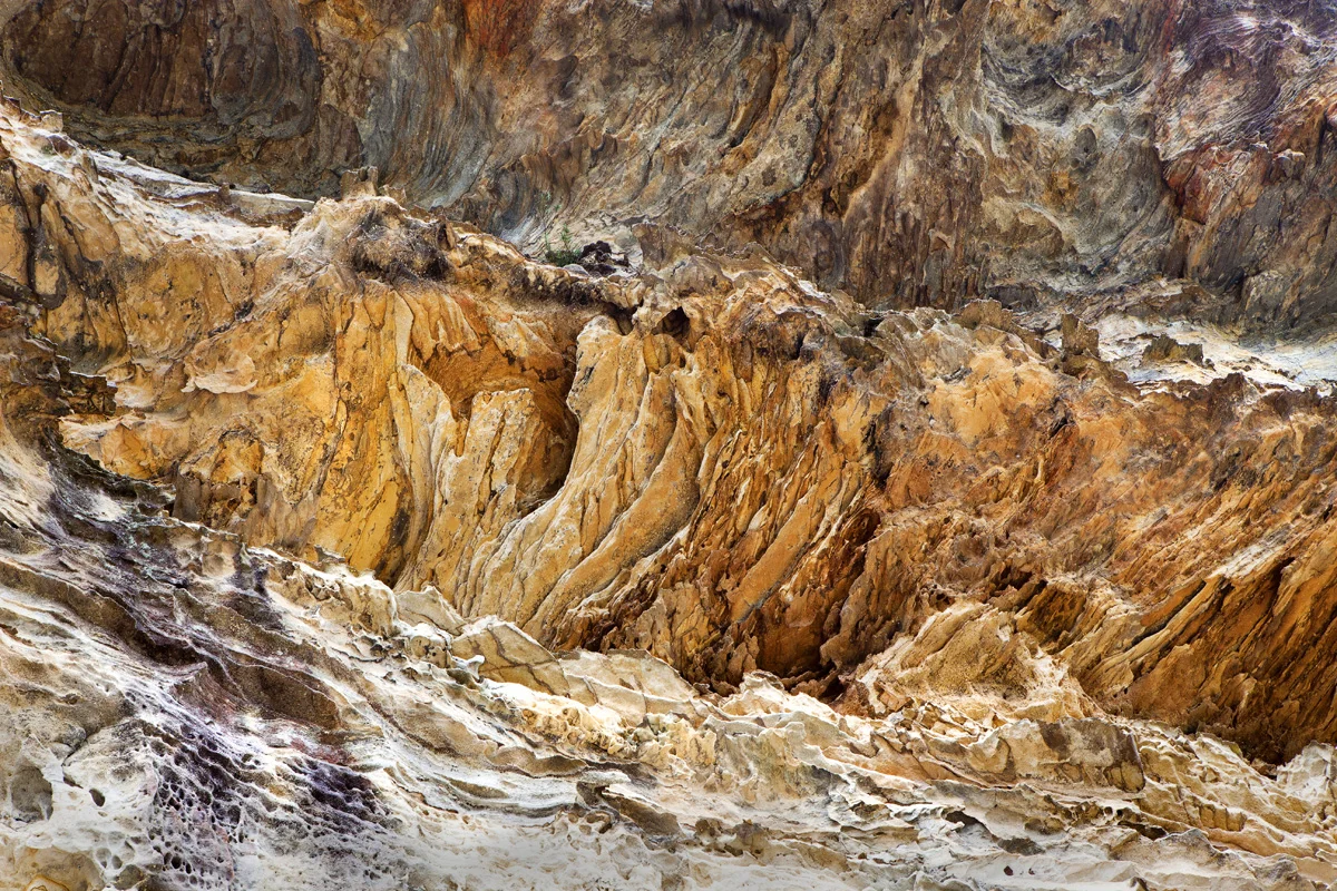 mt hay cliff 9465.jpg