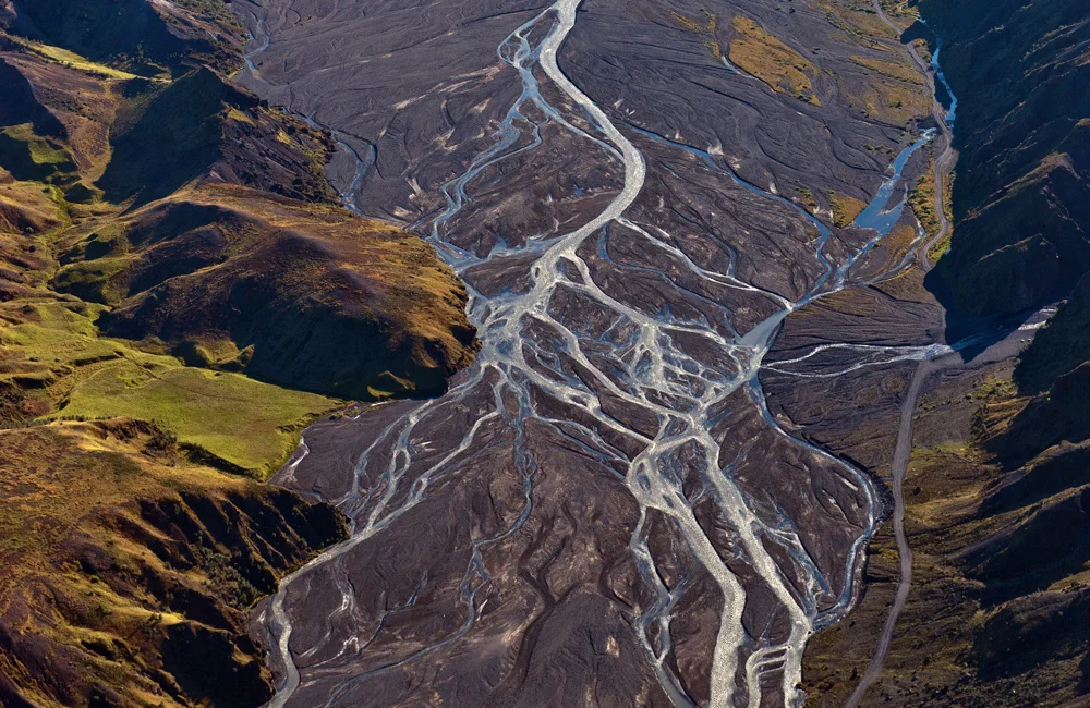 aerial river valley 4785.jpg