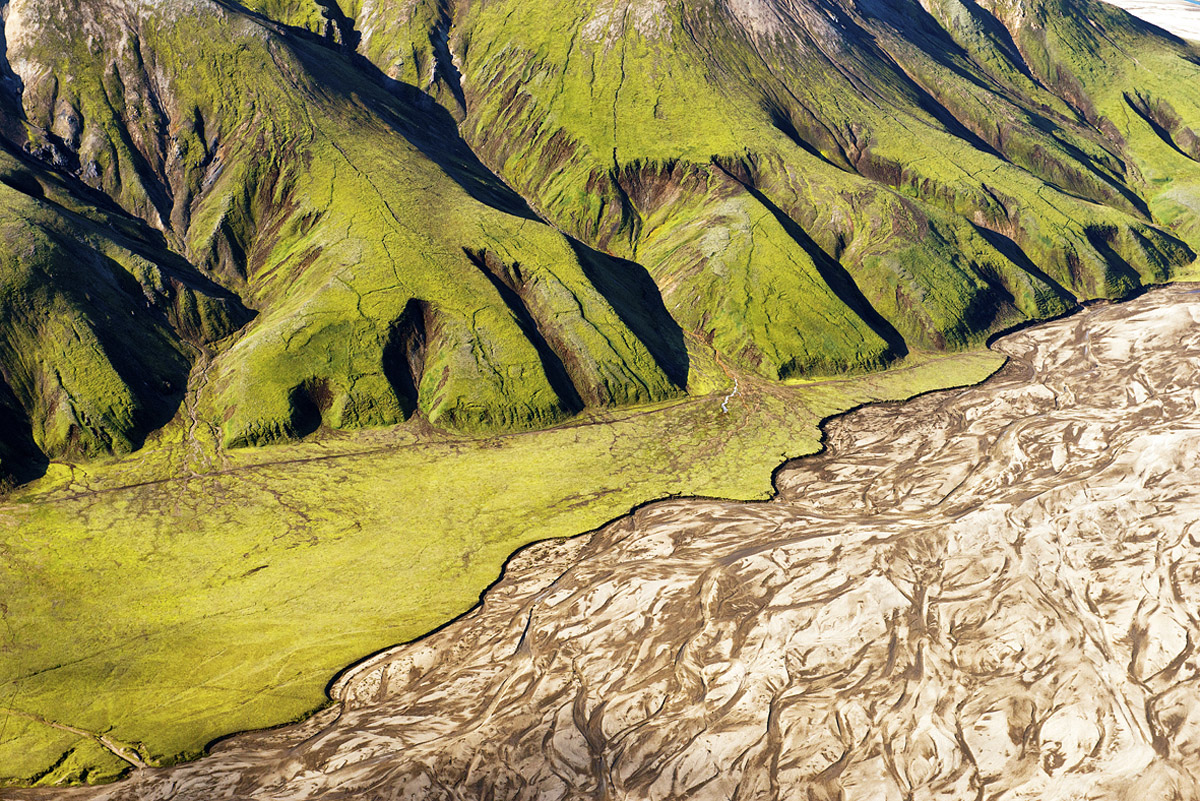 Aerial finger cliffs 5074.jpg