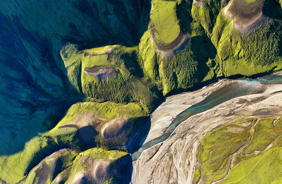 aerial quarter valley sm 4858.jpg