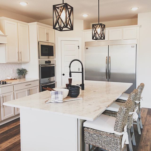 Sometimes my job is pretty easy #kitchen #realestate #realestatephotography