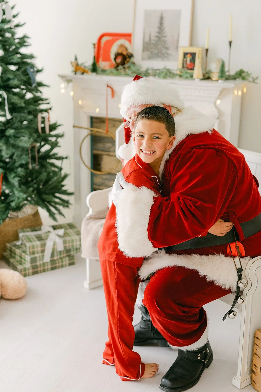 2023-12-02-Lopez-SantaMiniSession-0050_websize.jpg