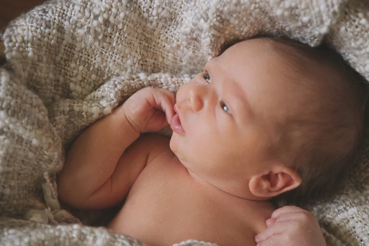 TruettBlanchardNewbornWEB-10.jpg