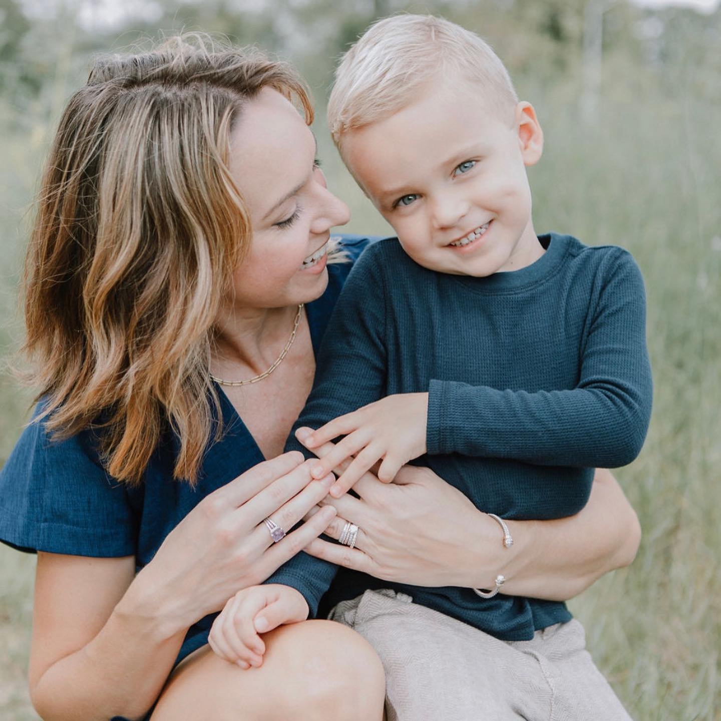 Here&rsquo;s a friendly reminder that Mother&rsquo;s Day is coming up in less than two weeks. Give mom the gift of being IN the pictures by gifting her a photo shoot this year! Available in any amount via a customized certificate for printing.