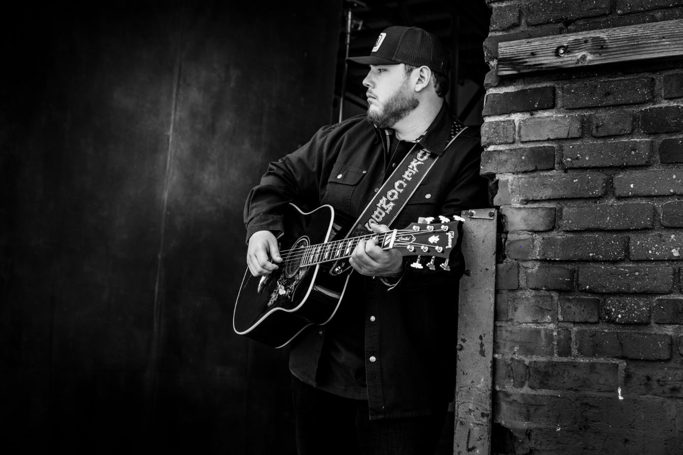 Luke Combs<br />photo: Jim Wright