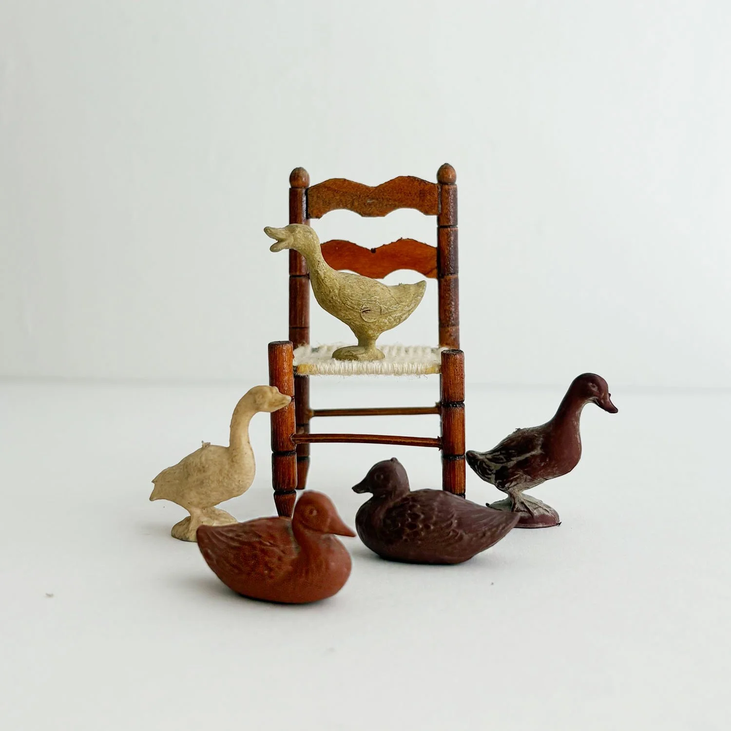 vintage-toy-ducks.jpg
