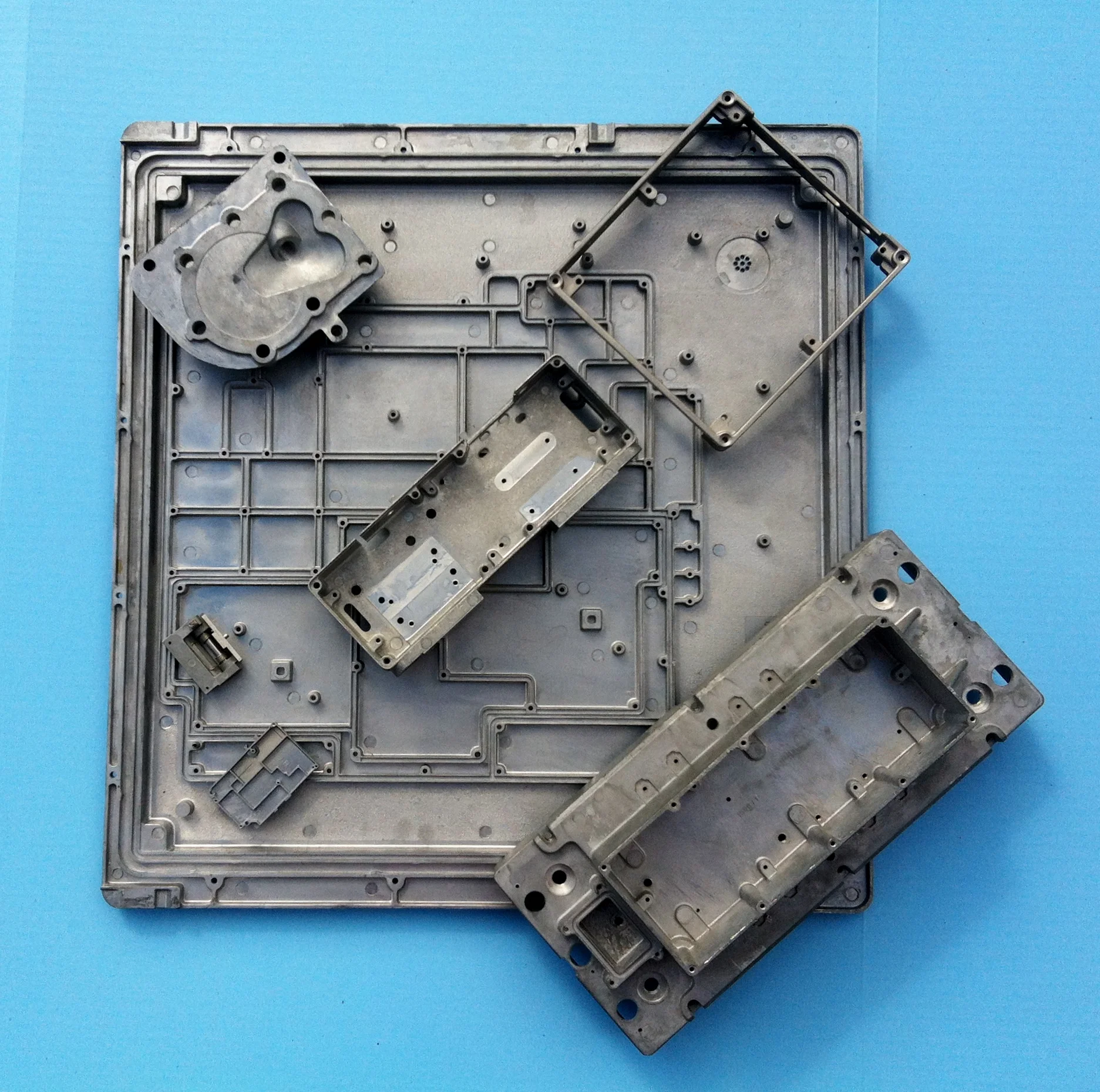 Examples of SIMPLE Multiple Spindle Drilling and Tapping.