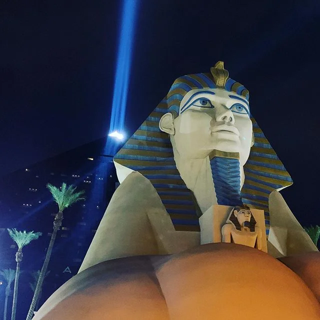 Walk like an Egyptian. #tradeshowlife #luxorlasvegas