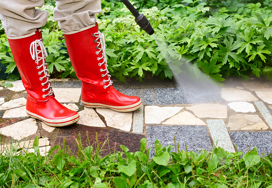 High_Pressure_Washing_8603878.jpg