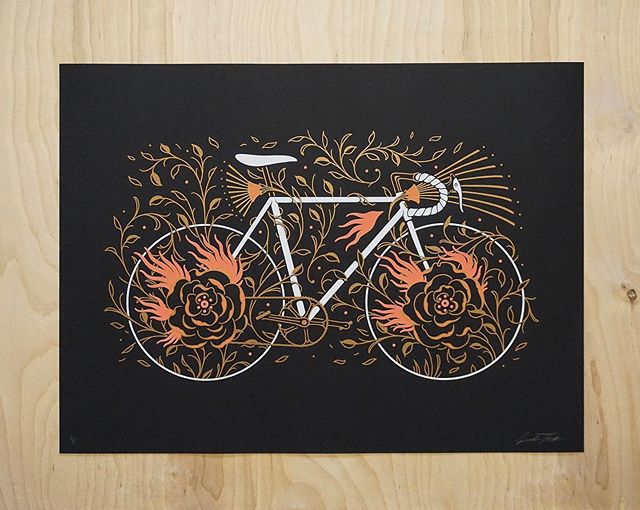 Unfortunate news with no MN Artcrank this year, but you can still get yourself a rad bike poster! Ride On the Wild Side screen printed posters are available on the shop. Only a limited number remaining! 🚲🔥
.
.
.
.
.
#posters #posterart #bikeart #bi