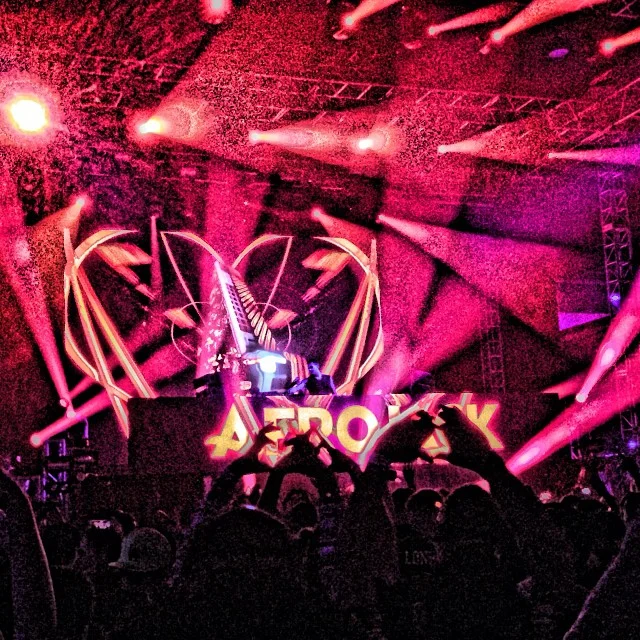 255c7c342da711e3ad2b22000ae80c6b_8.jpg