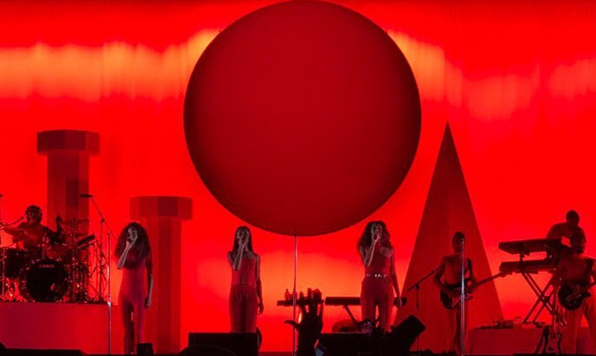 PHOTO BY SOLANGE KNOWLES (INSTAGRAM)