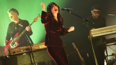 http://buzzbands.la/2019/03/03/photos-sharon-van-etten-at-the-theatre-at-ace-hotel/