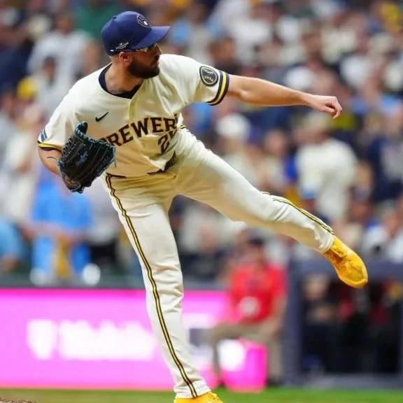 Brewers’ Ashby, Guardians’ DeLauter top players in Monday’s LCS games