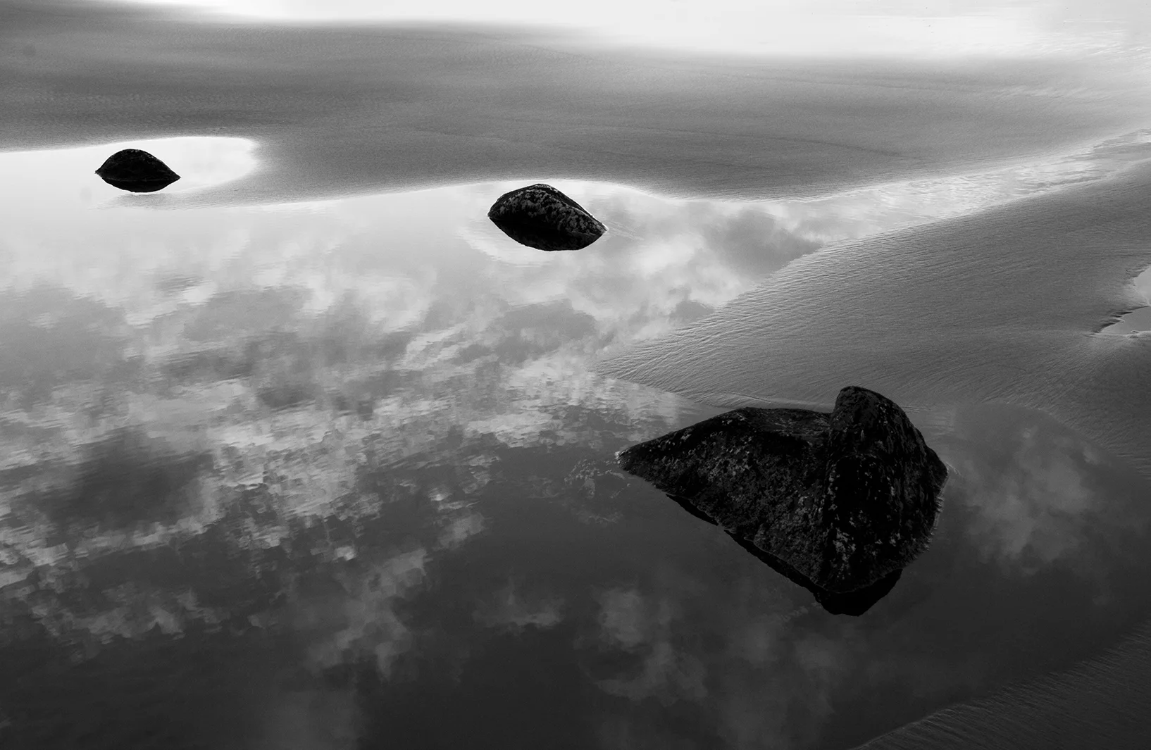 Sea and rocks III.