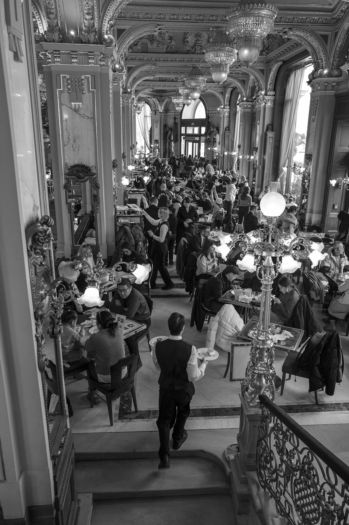 Waiter, NewYork Cafe, Budapest, Hungary
