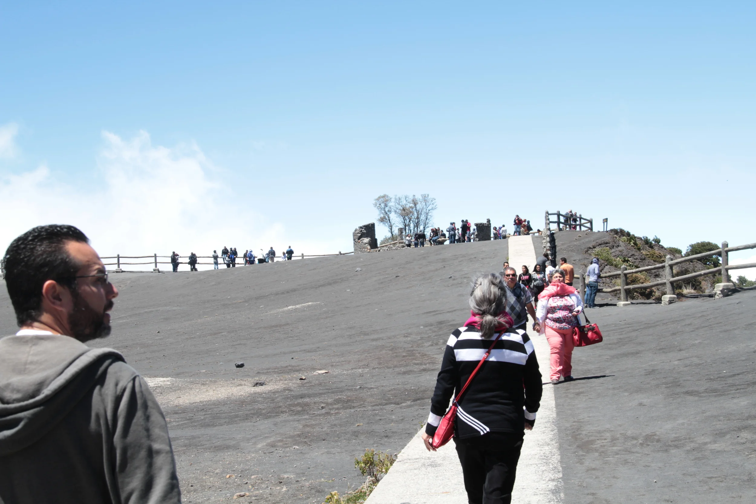  Marielos and her son Randall took me to the city of Cartago. &nbsp;This was Costa Rica's original capital city. &nbsp;Nearby, the volcano named Irazu lies dormant for the moment. &nbsp;This shows the path from the parking lot to the caldera's rim. 