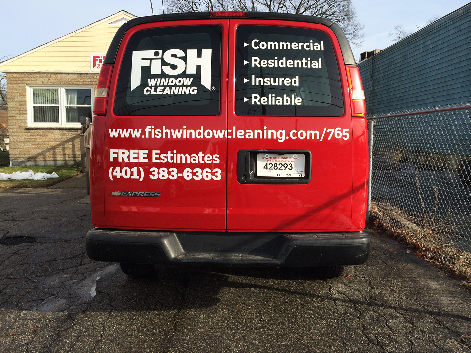 fishwindow_back.png