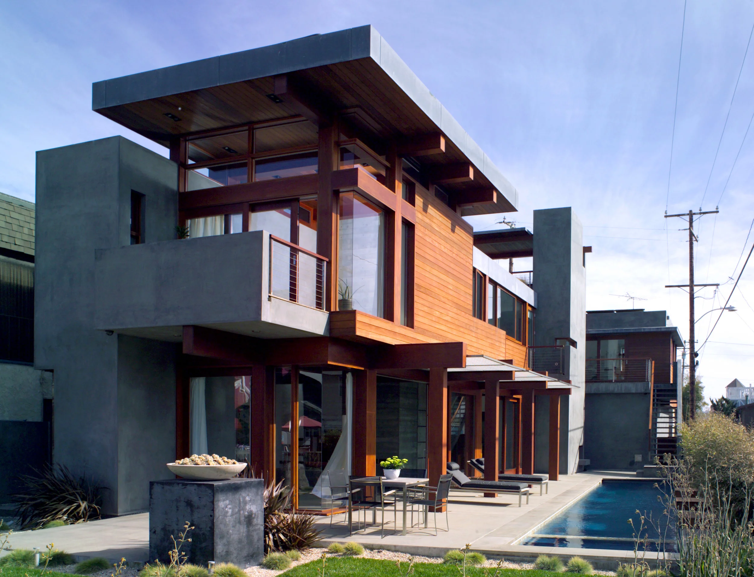 S.E.A.-Studio-Environmental-Architecture-David-Hertz-FAIA-Strand-House-Hermosa-Beach-sustainable-regenerative-restorative-design-residential-contemporary-modern-passive-systems-recycled-wood-concrete-green-building-South-Bay-ocean-view-studioea-3.jpg